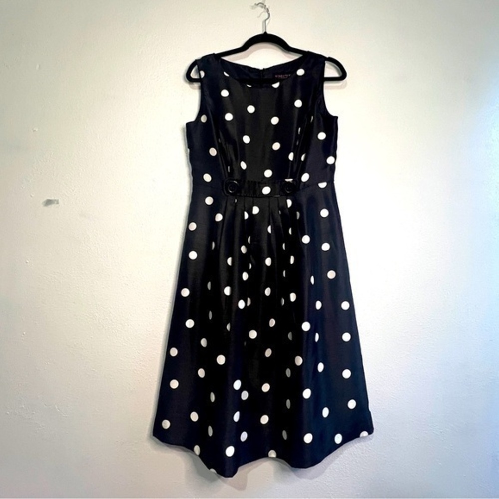 Signature by Robbie Bee sleeveless black & white polkadot dress, Sz 6. Preowned.
